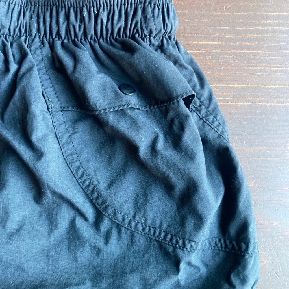 Patagonia black Shorts size M preowned - Picture 4 of 11